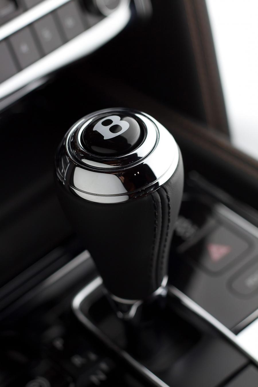  Bentley Mulsanne 2010 года  (фото 144 из 262)